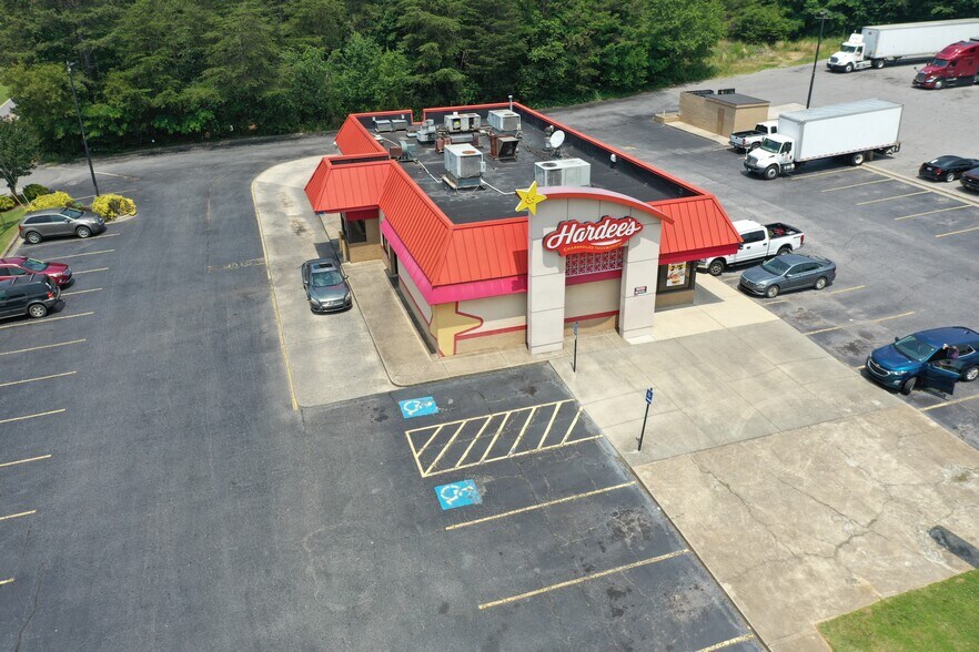 More Photos Of 324 S Center St, Hildebran Fast Food For Sale