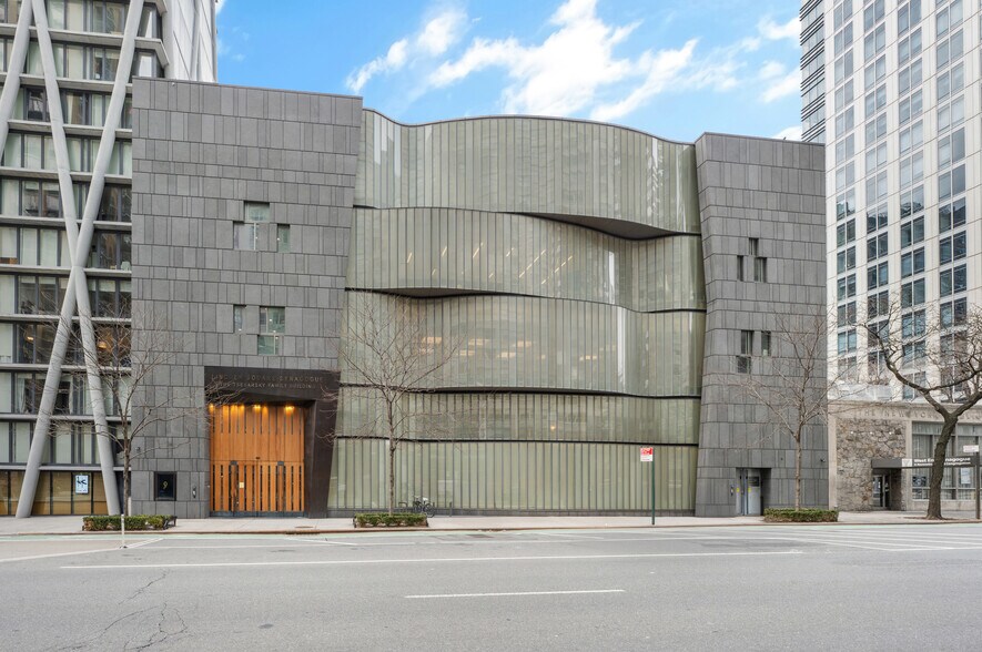 More Photos Of 180 Amsterdam Ave, New York Religious Facility For Lease