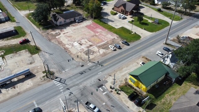 More Photos Of 101 Russell, Welsh Land For Sale