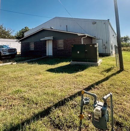 More Photos Of 1319 Sandy Creek Dr, Ada Warehouse For Sale