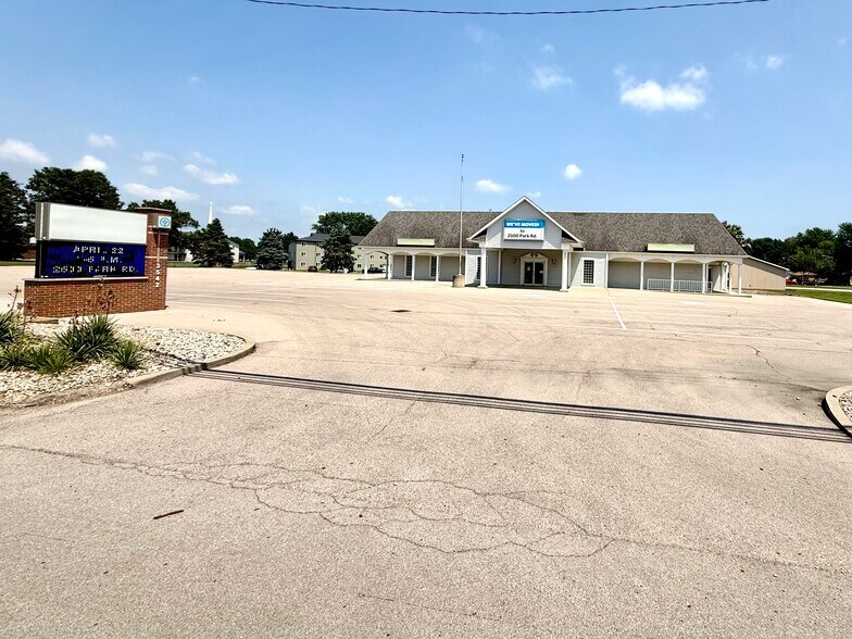 More Photos Of 3548 Western Ave, Connersville Mixed Retail For Sale