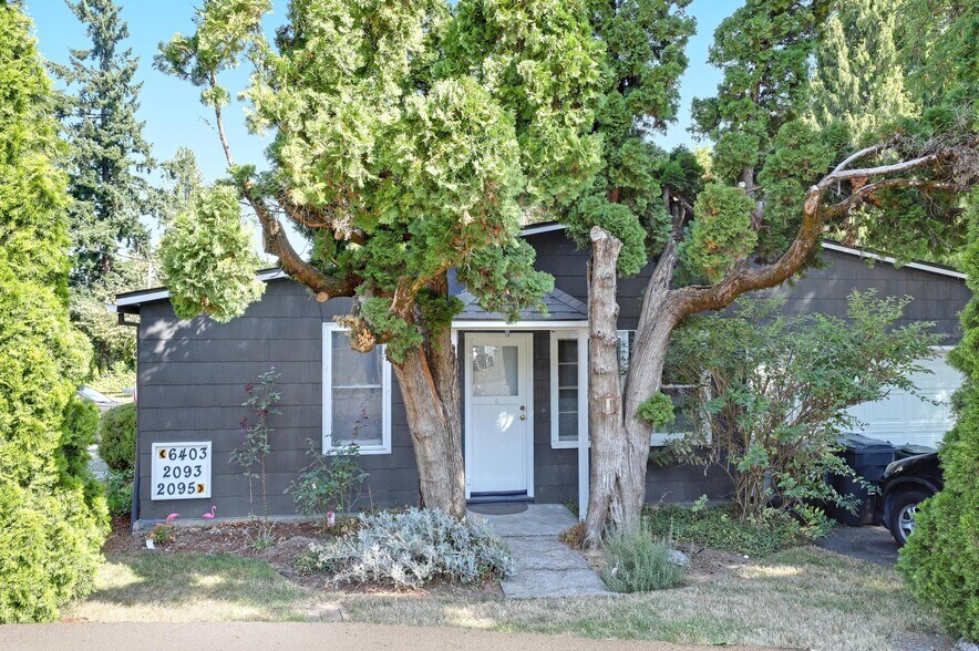 More Photos Of 6403 Tompkins Ct, West Linn Multifamily For Sale