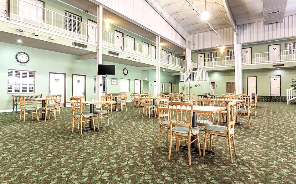 More Photos Of 612 W B St, McCook Hotel For Sale