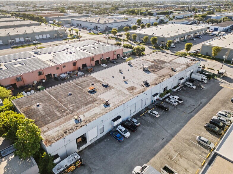 More Photos Of 8449-8459 NW 66th St, Miami Warehouse For Lease