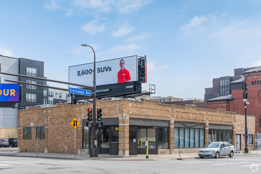 Primary Photo Of 601 Chicago Ave, Minneapolis Restaurant For Lease