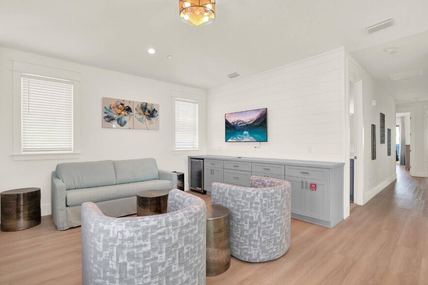 More Photos Of 13401 Oleander Dr, Panama City Specialty For Sale