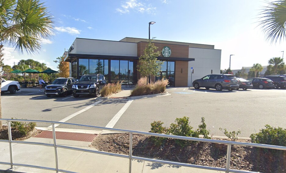 Primary Photo Of 2875 N Old Lake Wilson Rd, Kissimmee Fast Food For Sale