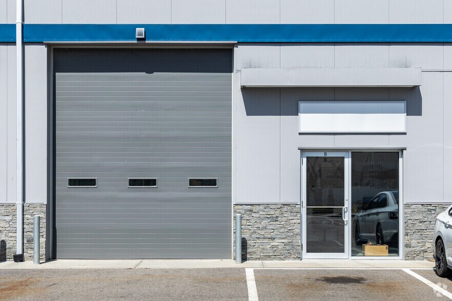 More Photos Of 120 Leland St, Framingham Warehouse For Lease