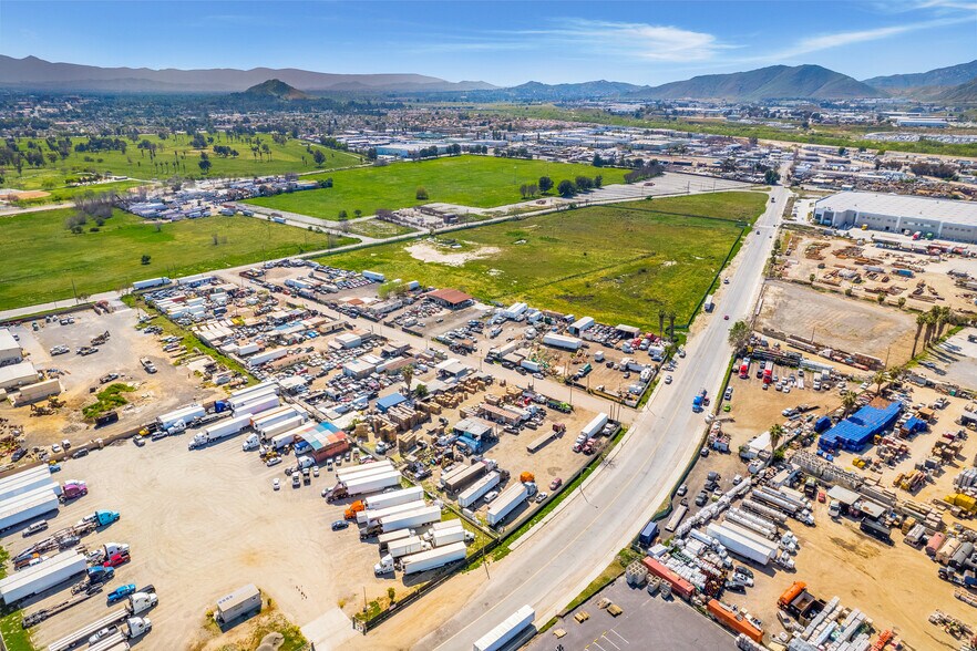 More Photos Of 3655 Placentia Ln, Riverside Land For Lease