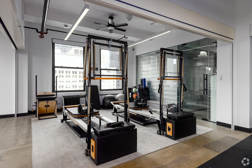 More Photos Of 225 Broadway, New York Office For Lease