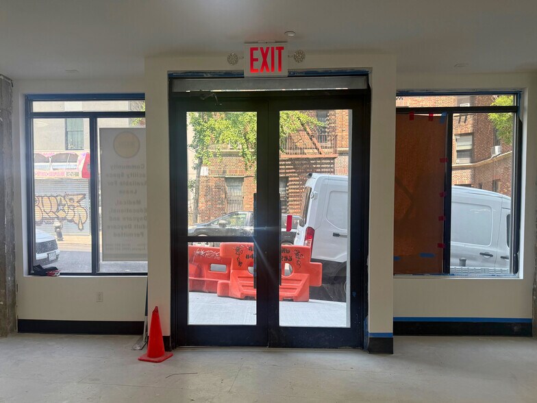 More Photos Of 40 W 167th St, Bronx Apartments For Lease