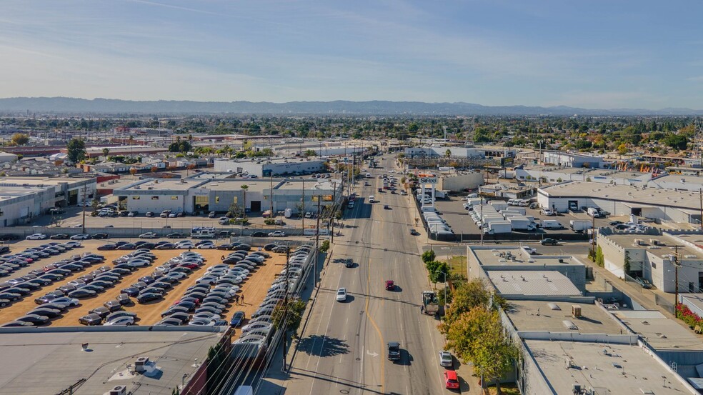 More Photos Of 11635-11637 Tuxford St, Sun Valley Warehouse For Sale