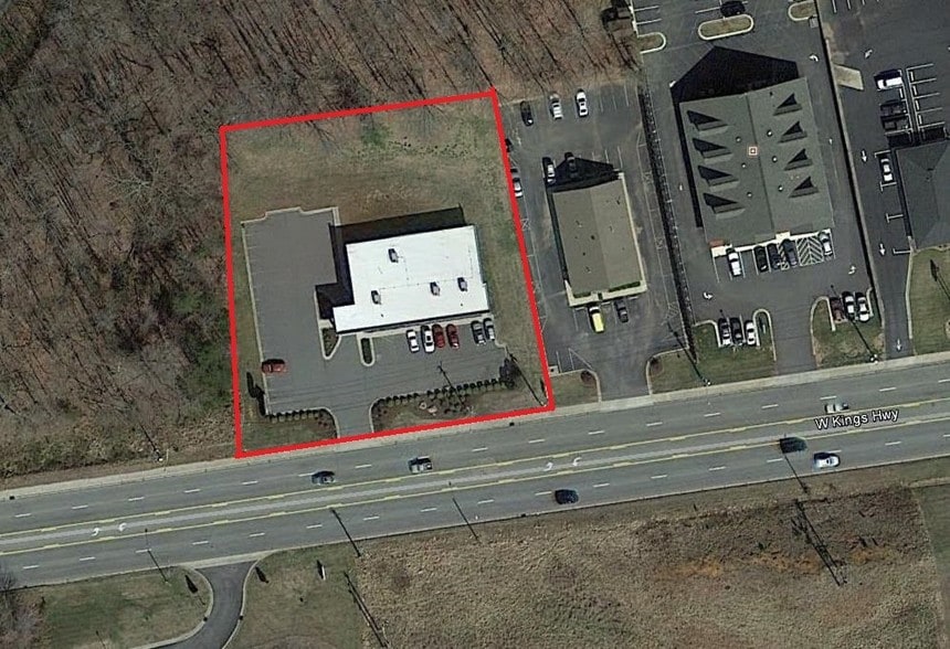More Photos Of 257 W Kings Hwy, Eden Medical For Sale