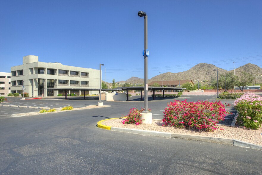 Primary Photo Of 9327 N 3rd St, Phoenix Medical For Lease
