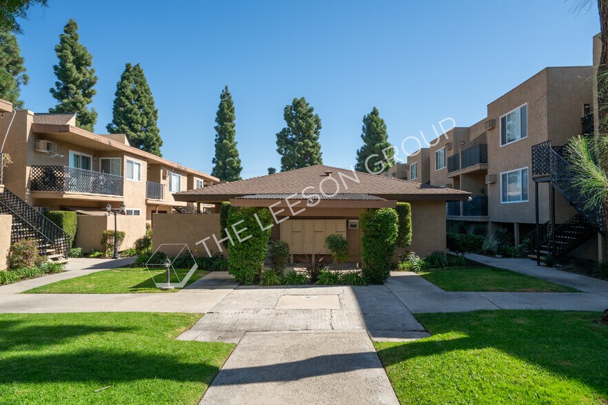 More Photos Of 7720 Crescent Ave, Buena Park Apartments For Sale