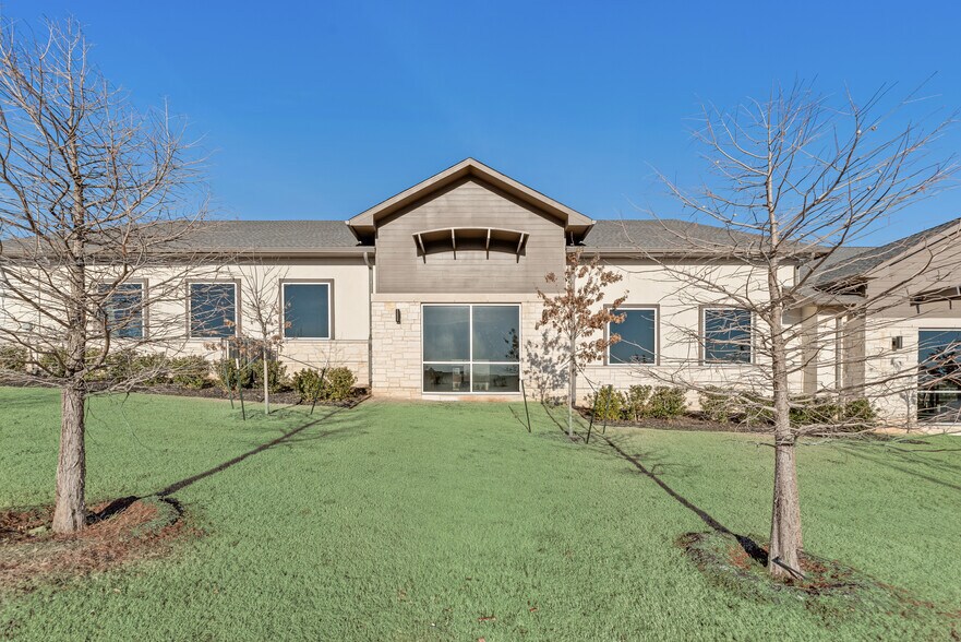 More Photos Of 250 Gerault Rd, Flower Mound Medical For Sale
