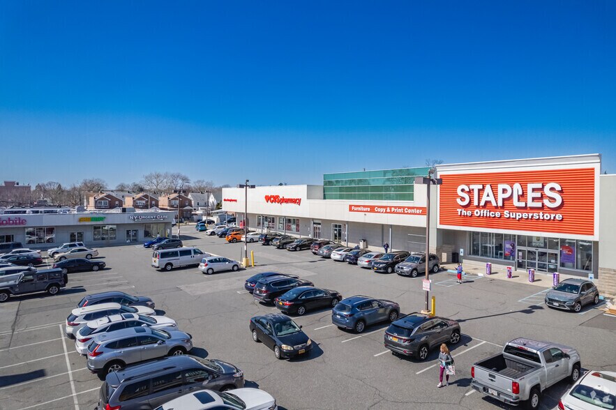 More Photos Of 251-01 Jamaica Ave, Bellerose General Retail For Lease