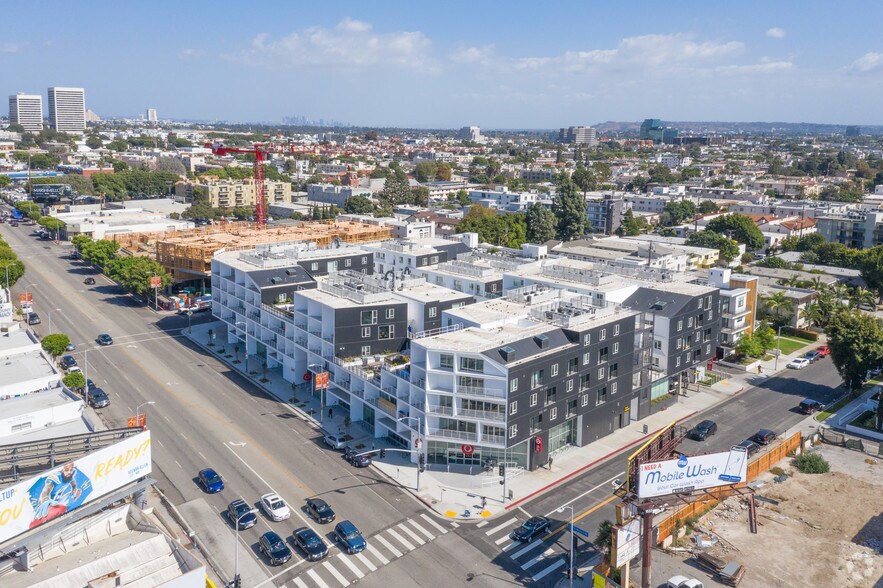 More Photos Of 1515 Granville Ave, Los Angeles Dormitory For Lease