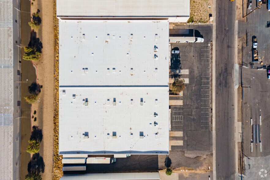 More Photos Of 214-220 N 47th Ave, Phoenix Warehouse For Lease