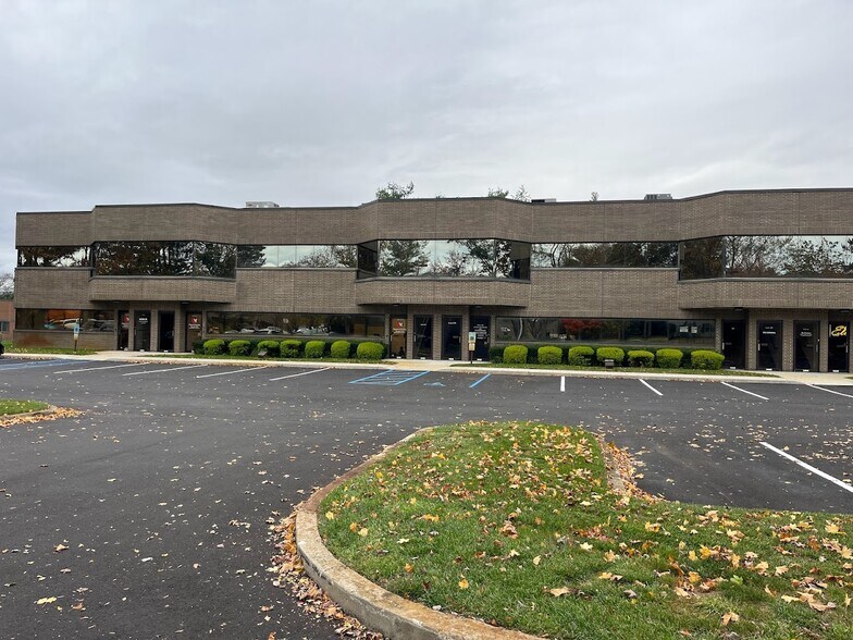 More Photos Of 2 Hartford Dr, Tinton Falls Medical For Lease