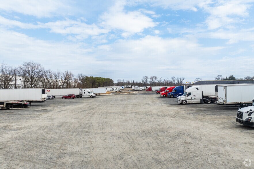 More Photos Of 2013 US-130, Burlington Land For Lease