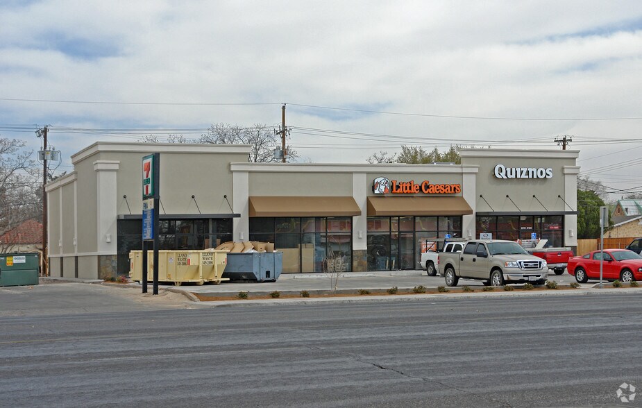 More Photos Of 2312 19th St, Lubbock Unknown For Lease