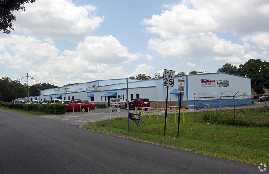 More Photos Of 4902 S 16th Ave, Tampa Warehouse For Lease