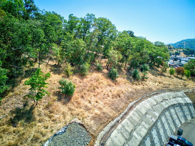 More Photos Of 797 NE Garden Valley Blvd, Roseburg Land For Sale