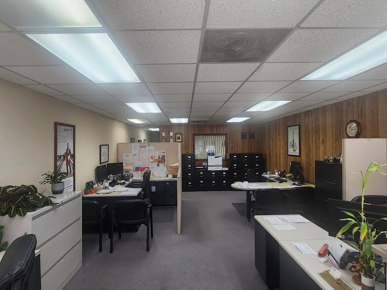 More Photos Of 3753 N Harlem Ave, Chicago Storefront For Sale