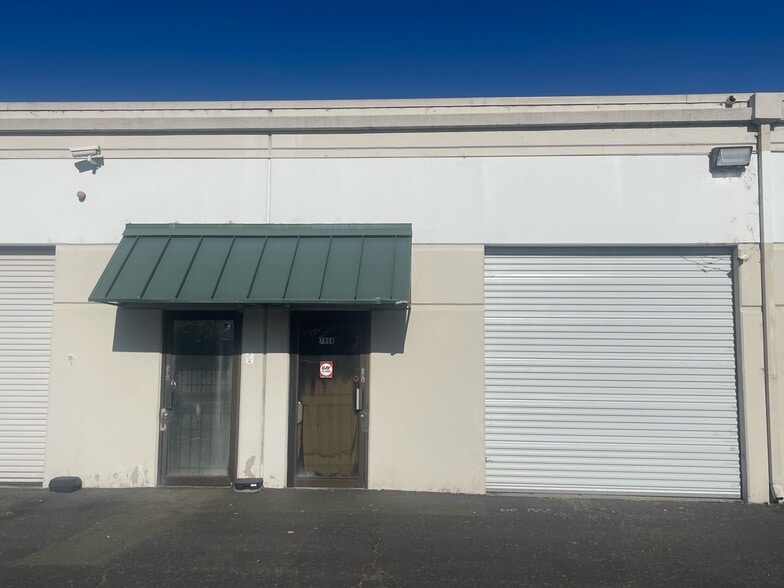 More Photos Of 7900-7994 Capwell Dr, Oakland Light Manufacturing For Sale