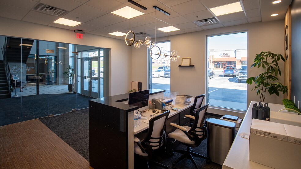 More Photos Of 2689 Commerce Dr NW, Rochester Office For Lease