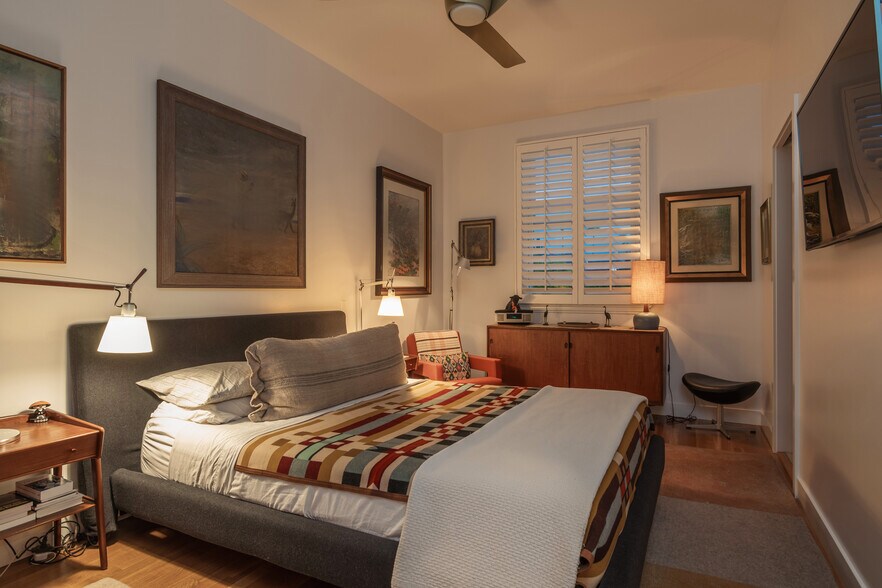 More Photos Of 112-20 E Redwood St, San Diego Apartments For Sale
