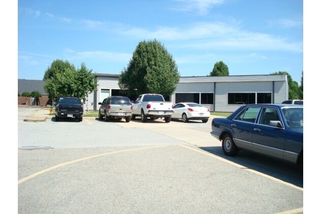 More Photos Of 1 Medical Dr, Paragould Office For Sale