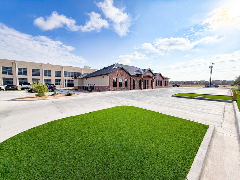 More Photos Of 5400 Frio Dr, Midland General Retail For Sale