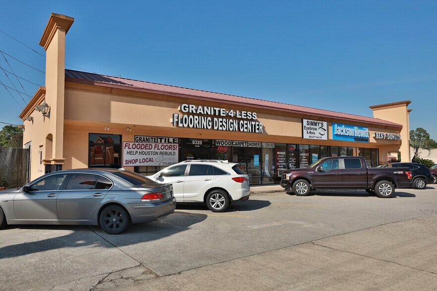 Primary Photo Of 8320 Louetta Rd, Spring Unknown For Lease