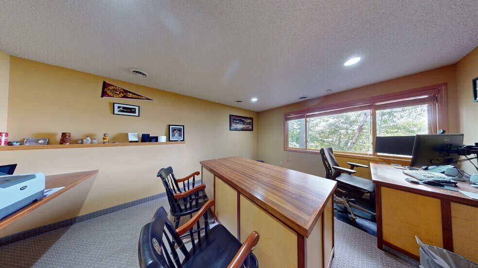 More Photos Of 3250-3254 Rice St, Saint Paul Office For Sale