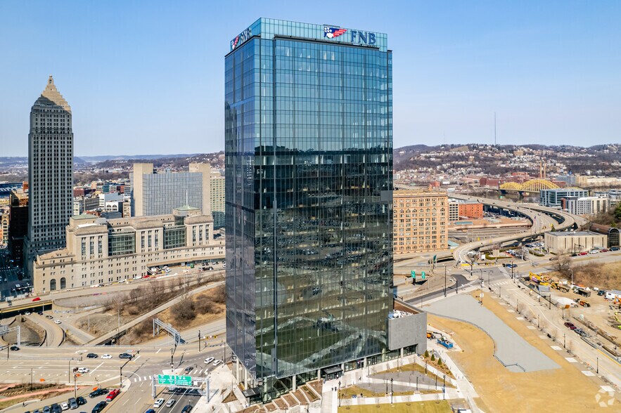 Primary Photo Of 626 Washington Pl, Pittsburgh Office For Sale