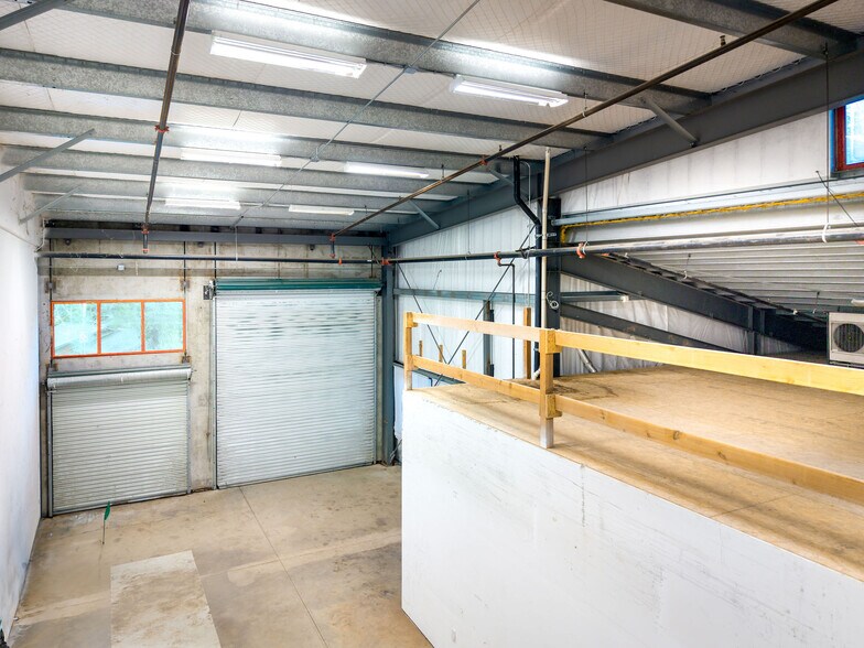 More Photos Of 12257-12295 Loma Rica Dr, Grass Valley Warehouse For Sale