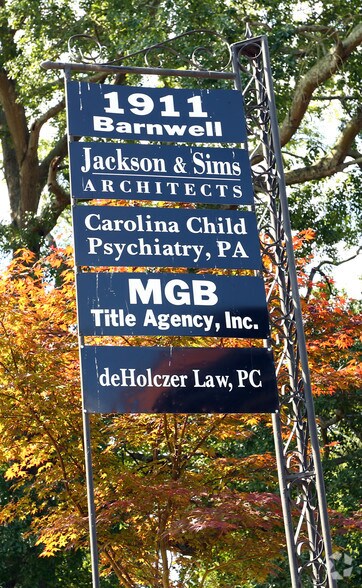 More Photos Of 1911 Barnwell St, Columbia Office Residential For Lease