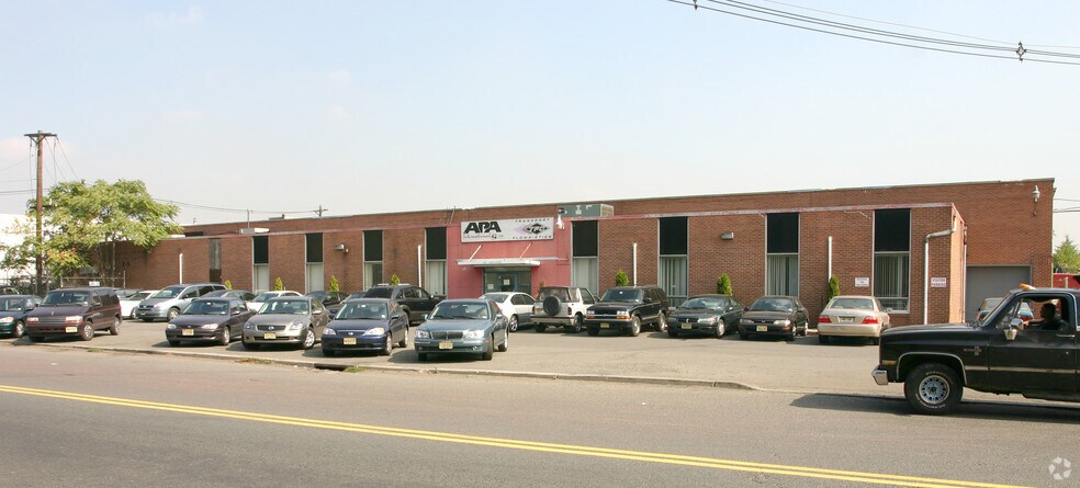 More Photos Of 545 Dowd Ave, Elizabeth Warehouse For Lease