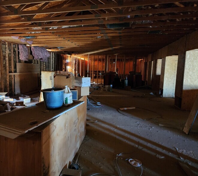 More Photos Of 4404 SE Main St, Roswell Restaurant For Sale