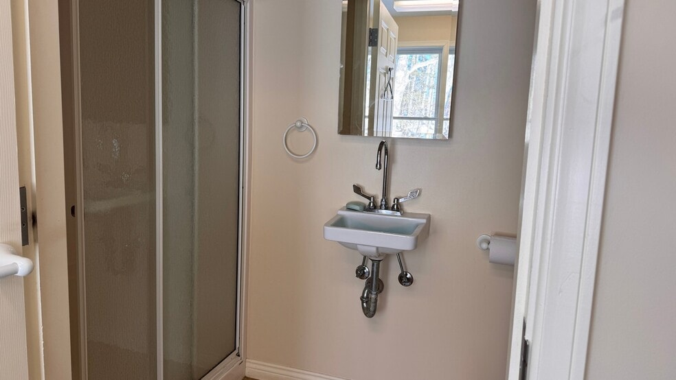 More Photos Of 292 South St, Blue Hill Office For Lease