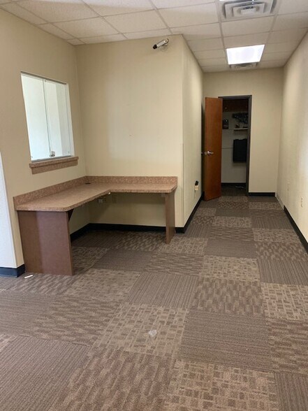 More Photos Of 1205 Hovey St, Bridgeport Auto Dealership For Lease
