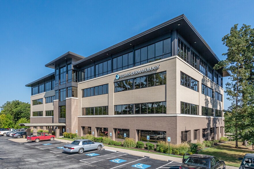 Primary Photo Of 4375 N Vantage Dr, Fayetteville Office For Lease