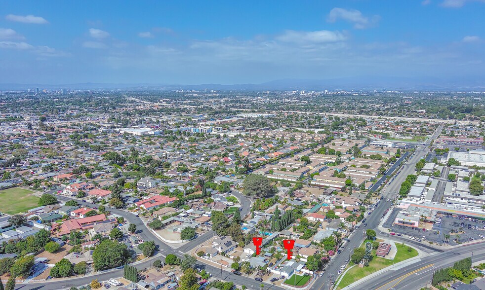 More Photos Of 4301 W Lilac Ave, Santa Ana Multifamily For Sale