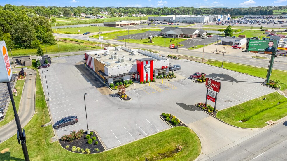 More Photos Of 514 S Commercial St, Harrisburg Fast Food For Sale