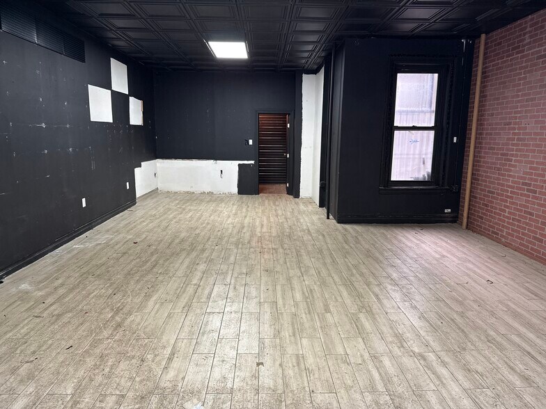 More Photos Of 4422 3rd Ave, Brooklyn Apartments For Lease