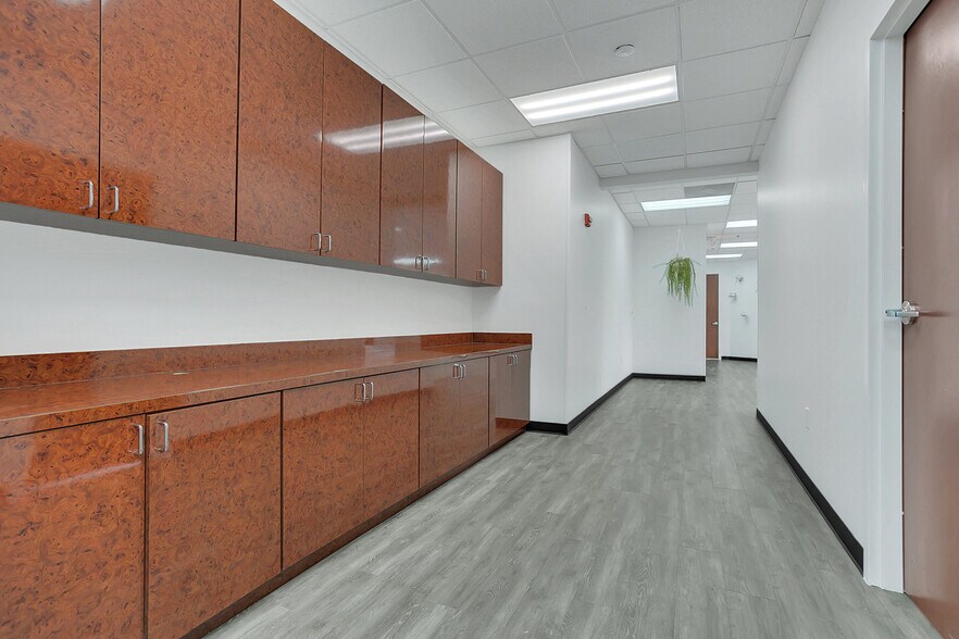 More Photos Of 2450 Maitland Center Pky, Maitland Office For Lease