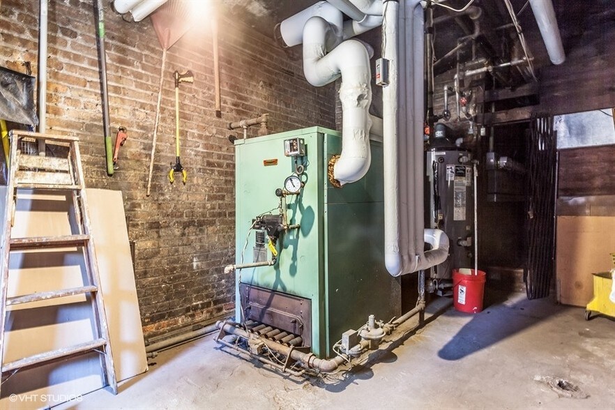 More Photos Of 7719 S Kingston Ave, Chicago Apartments For Sale