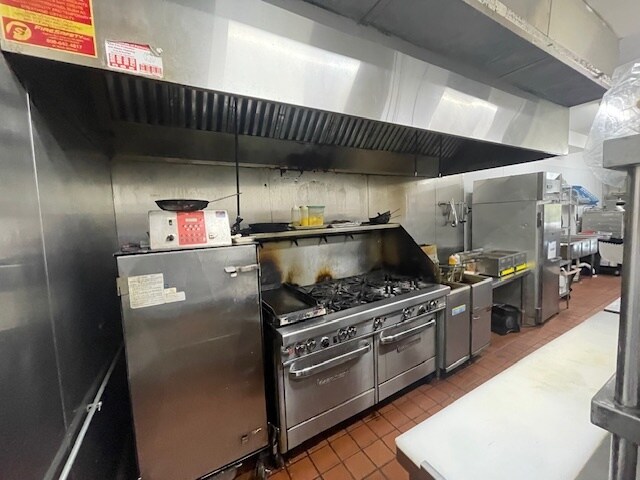 More Photos Of 1731 S 7th St, Saint Louis Restaurant For Sale